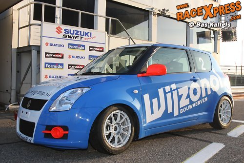 Rhesus Racing actief met twee Suzuki's in Formido Swift Cup